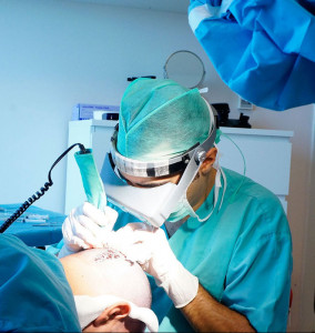aek-hair-clinic-Dr. Karadeniz
