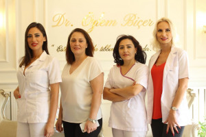 Dr. Özlem Bicer Istanbul Türkei Haartransplantation