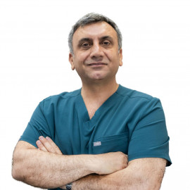Dr. Arslan Musbeh Hairmedico Haartransplantation Türkei Istanbul