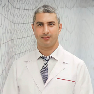 Dr. Hakan Hanimoglu Sule hair lclinic Haartransplantation Türkei Istanbul