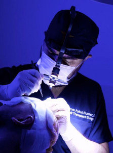 Dr. Aykut Sümer MedArt Hair Clinic Istanbul Türkei Haartransplantationen